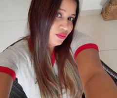 Aditi Kapoor – Verified Call Girls in Mahroni | Affordable Service